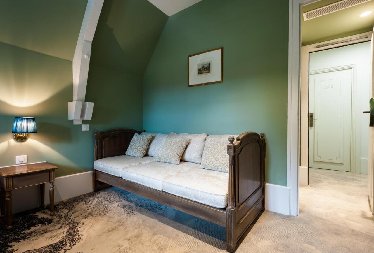 Hotel Château De 4*