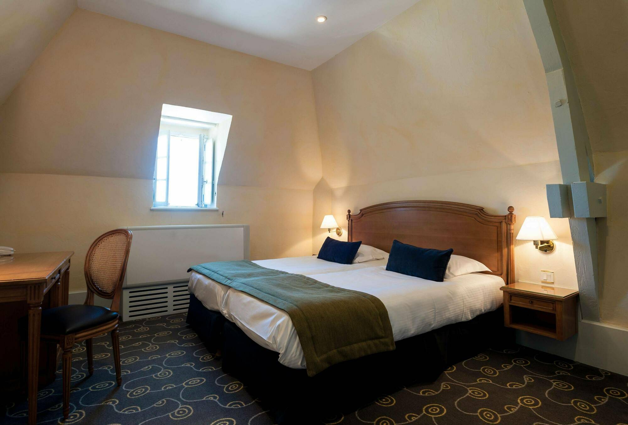 Château De 4* Saulon-la-Rue